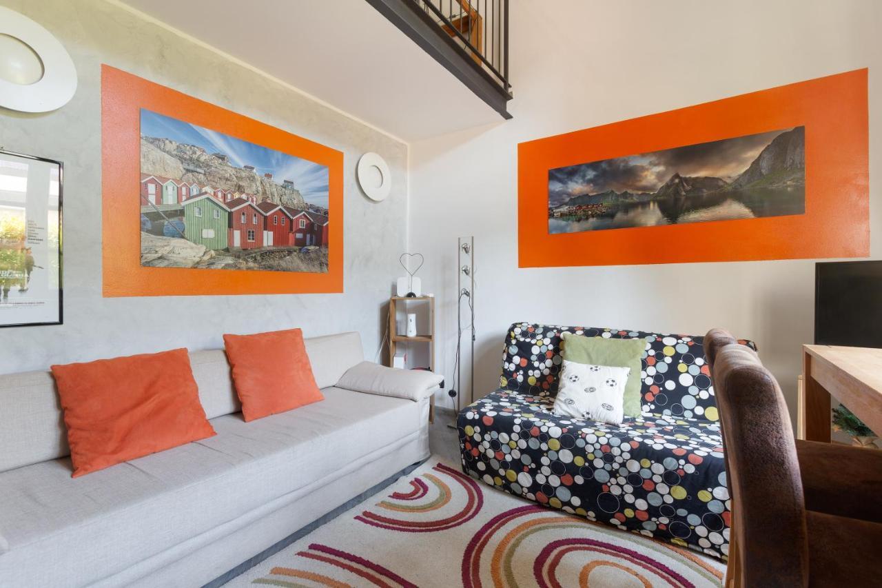 Guesthost - Milano Vigentino Loft With Terrace Esterno foto