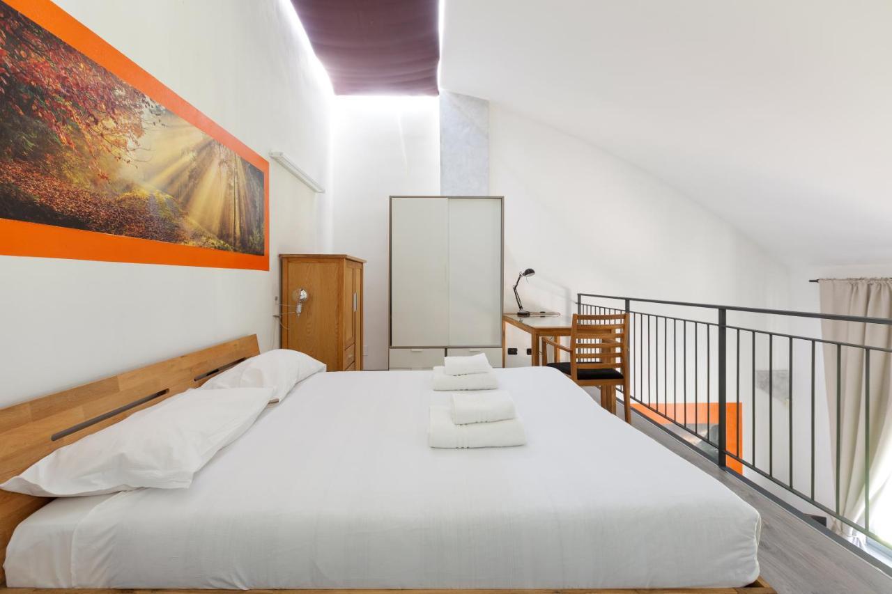 Guesthost - Milano Vigentino Loft With Terrace Esterno foto